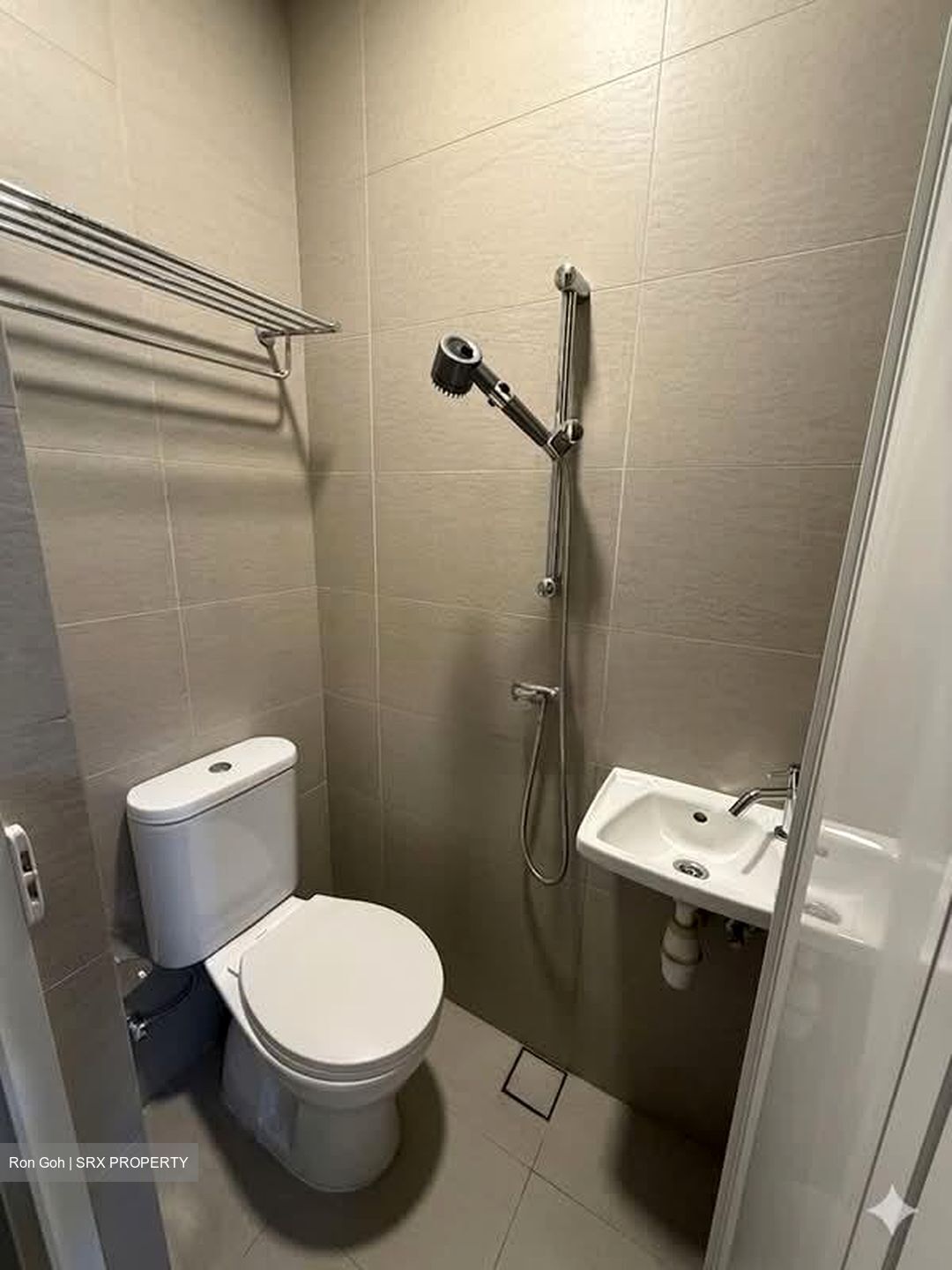 Seaside Residences (D15), Apartment #554609901